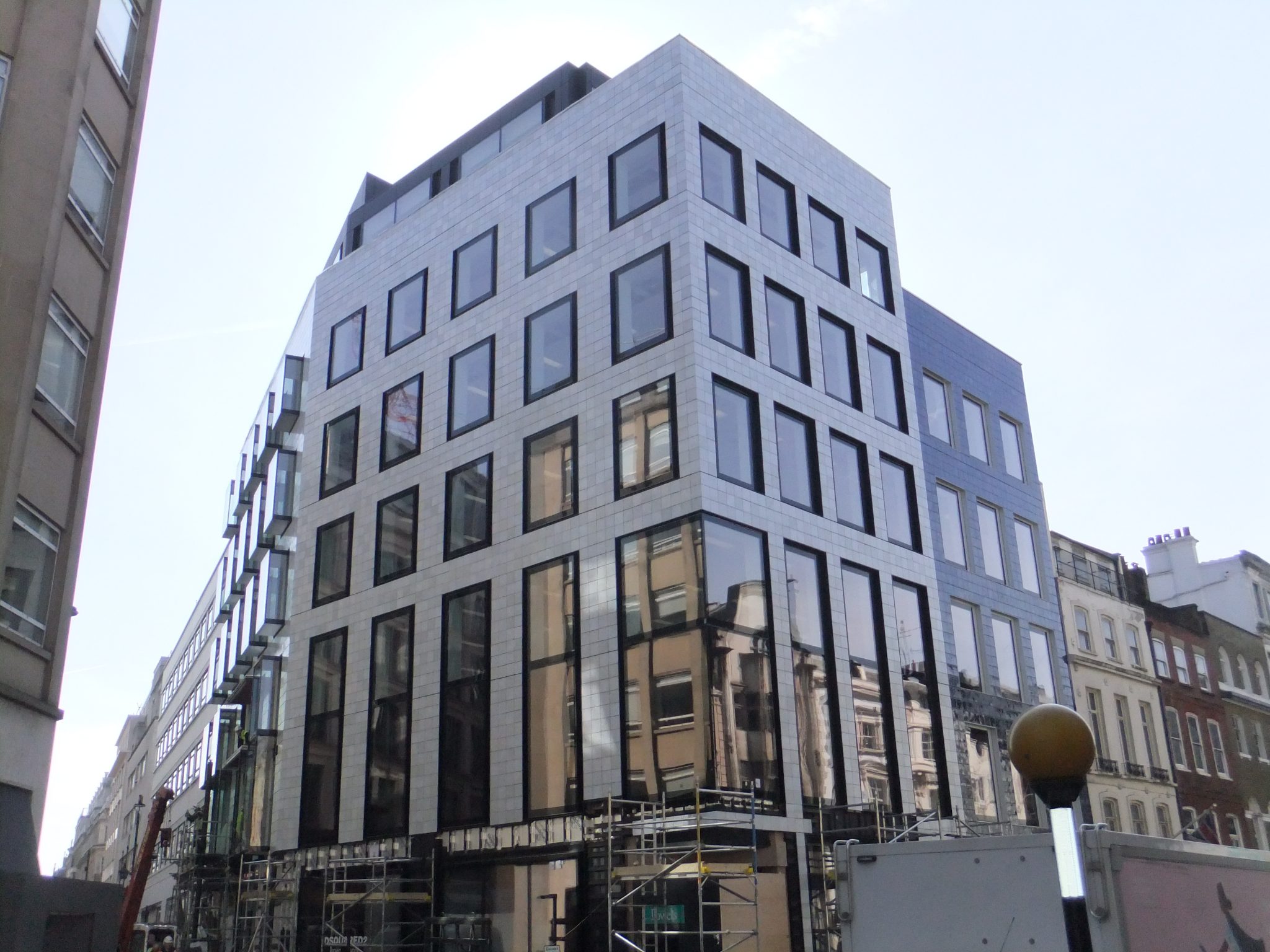 24 Savile Row - EH Smith